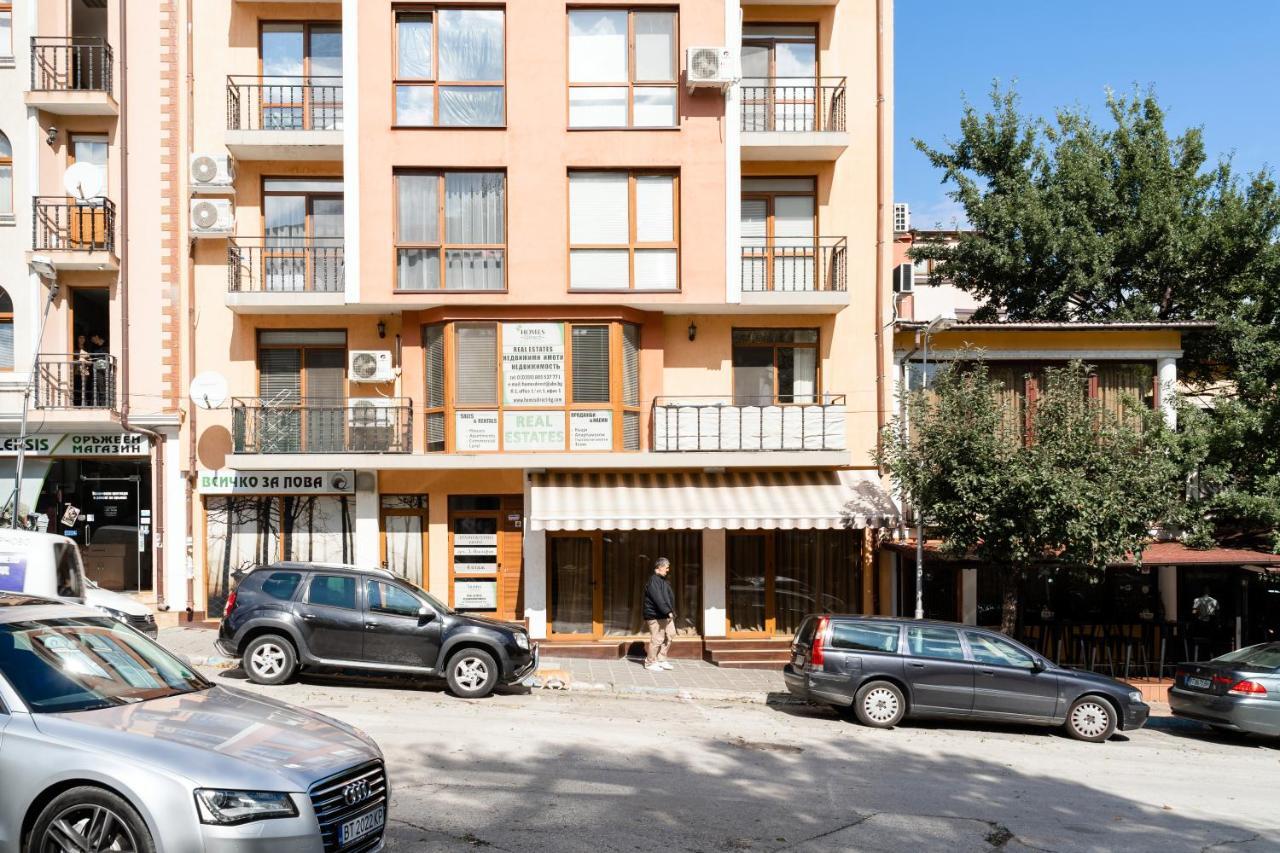 Guest Rooms Asenevtsi City Center Veliko Tarnovo Luaran gambar
